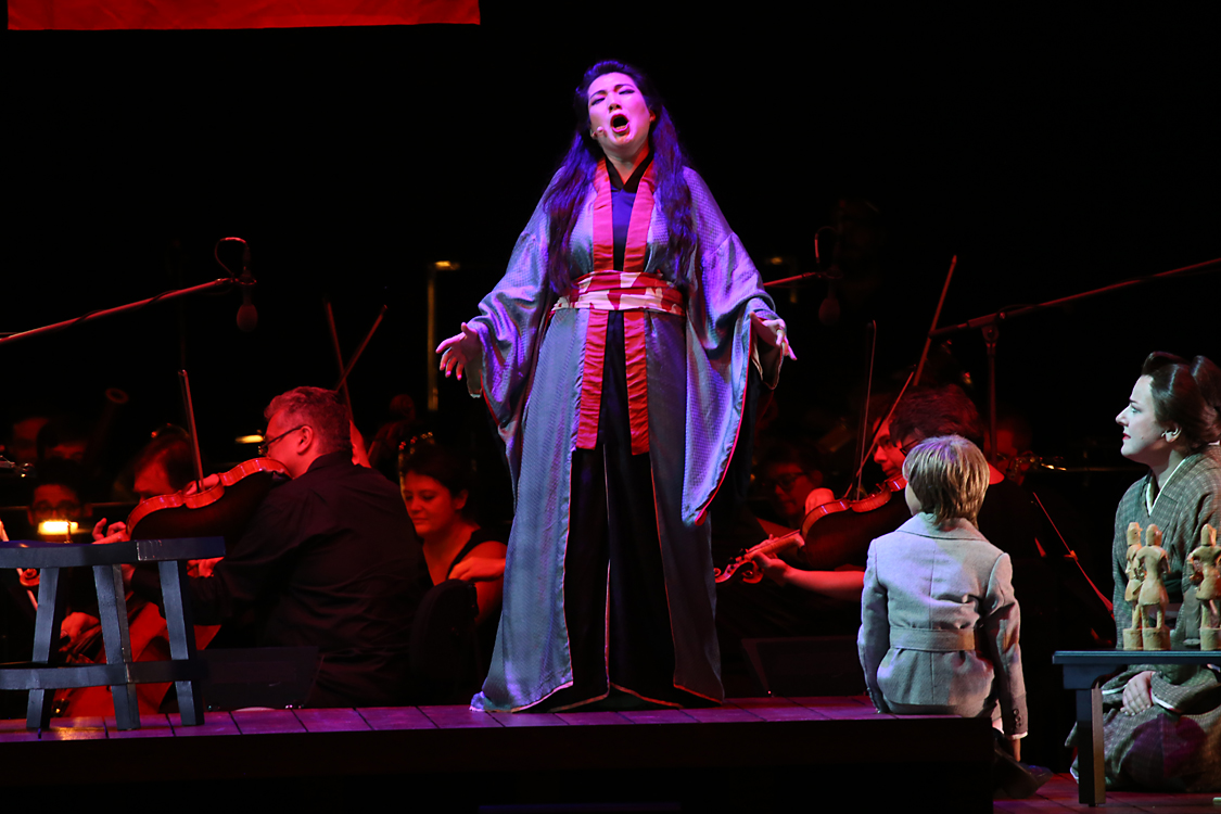 MadamaButterfly_155.jpg