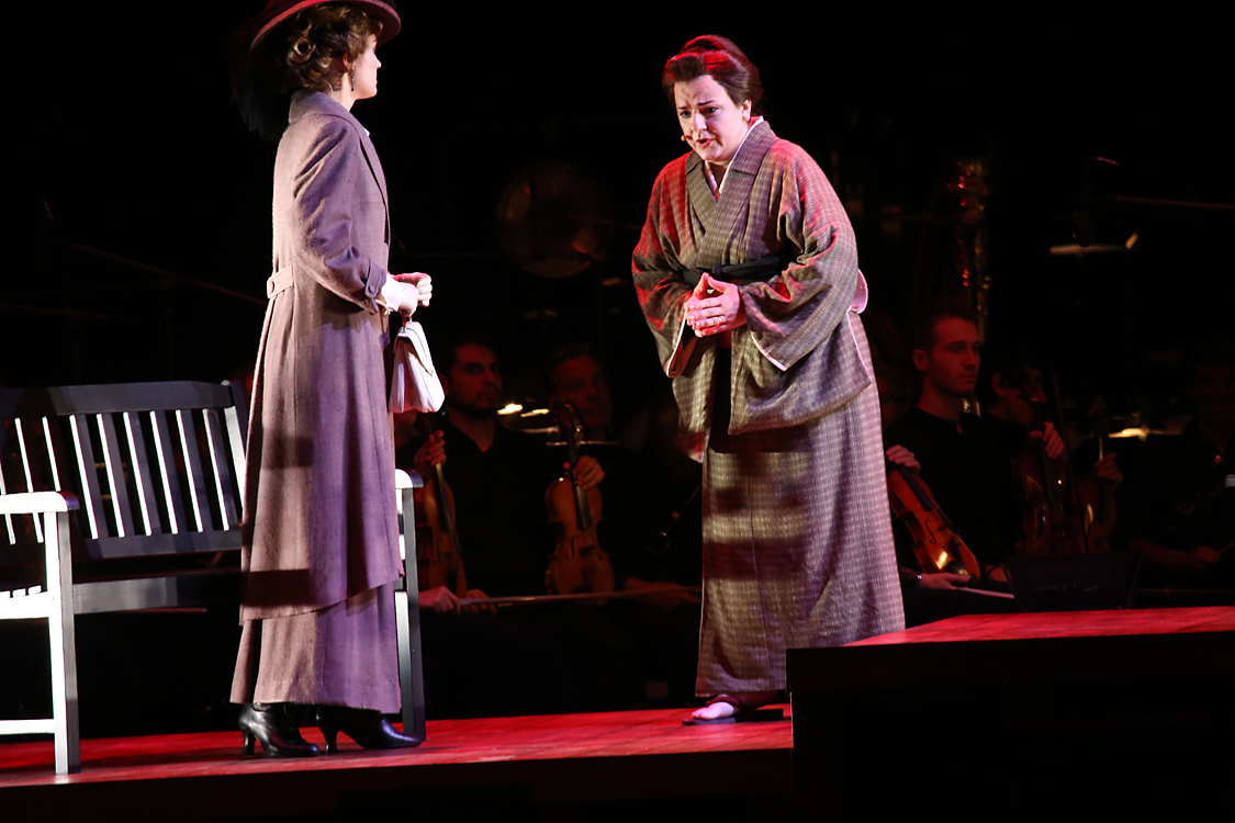 MadamaButterfly_205.jpg