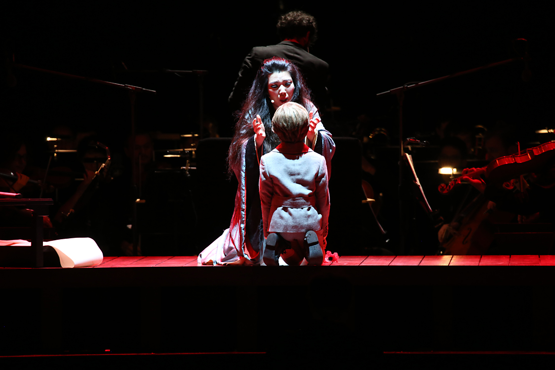 MadamaButterfly_235.jpg