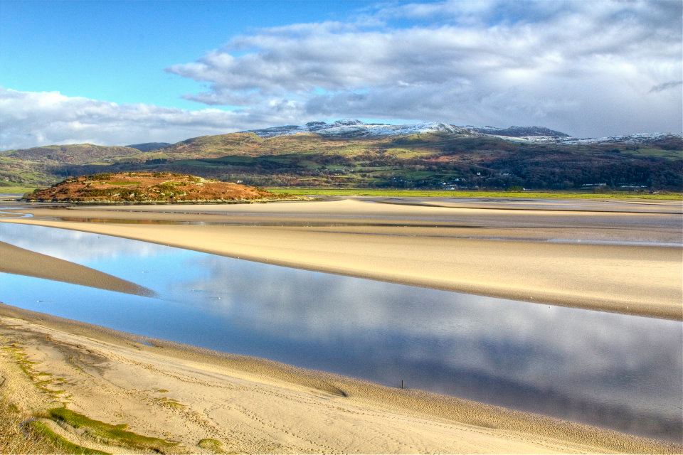 44.jpg - Sulla penisola a sud est di Porthmadog…