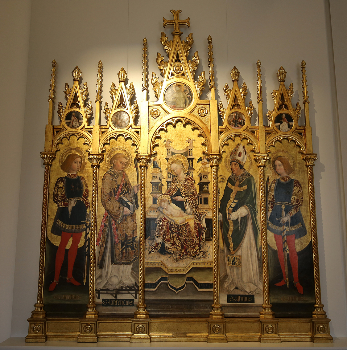 GalleriaSabauda_005.jpg - Paolo Caylina il vecchio detto Paolo da Brescia Brescia, 1420 / 1430 circa — dopo il 1486Madonna in trono con il Bambinoe i santi Amelio, Lorenzo, Albino e Amico