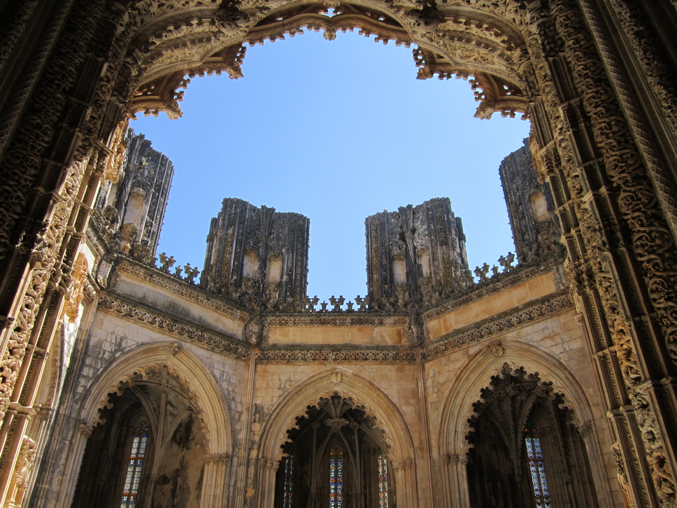 24.JPG - Batalha: le cappelle incompiute del Mosteiro de Santa Maria da Vitória