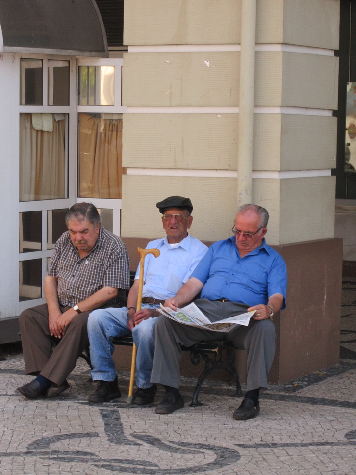 38.JPG - Aveiro: praça 14 de Julho